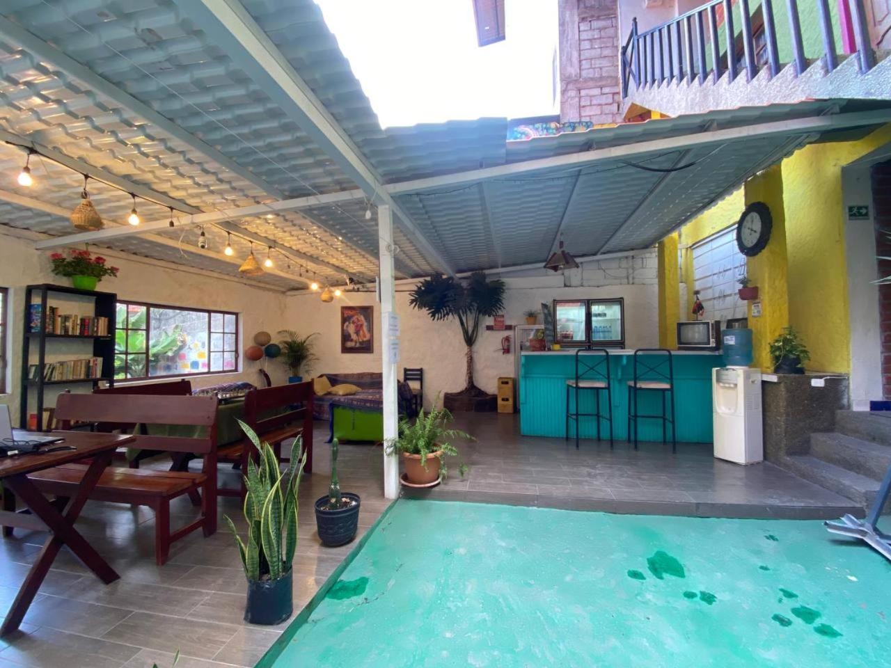 Garden House Hostal Баньйос Екстер'єр фото