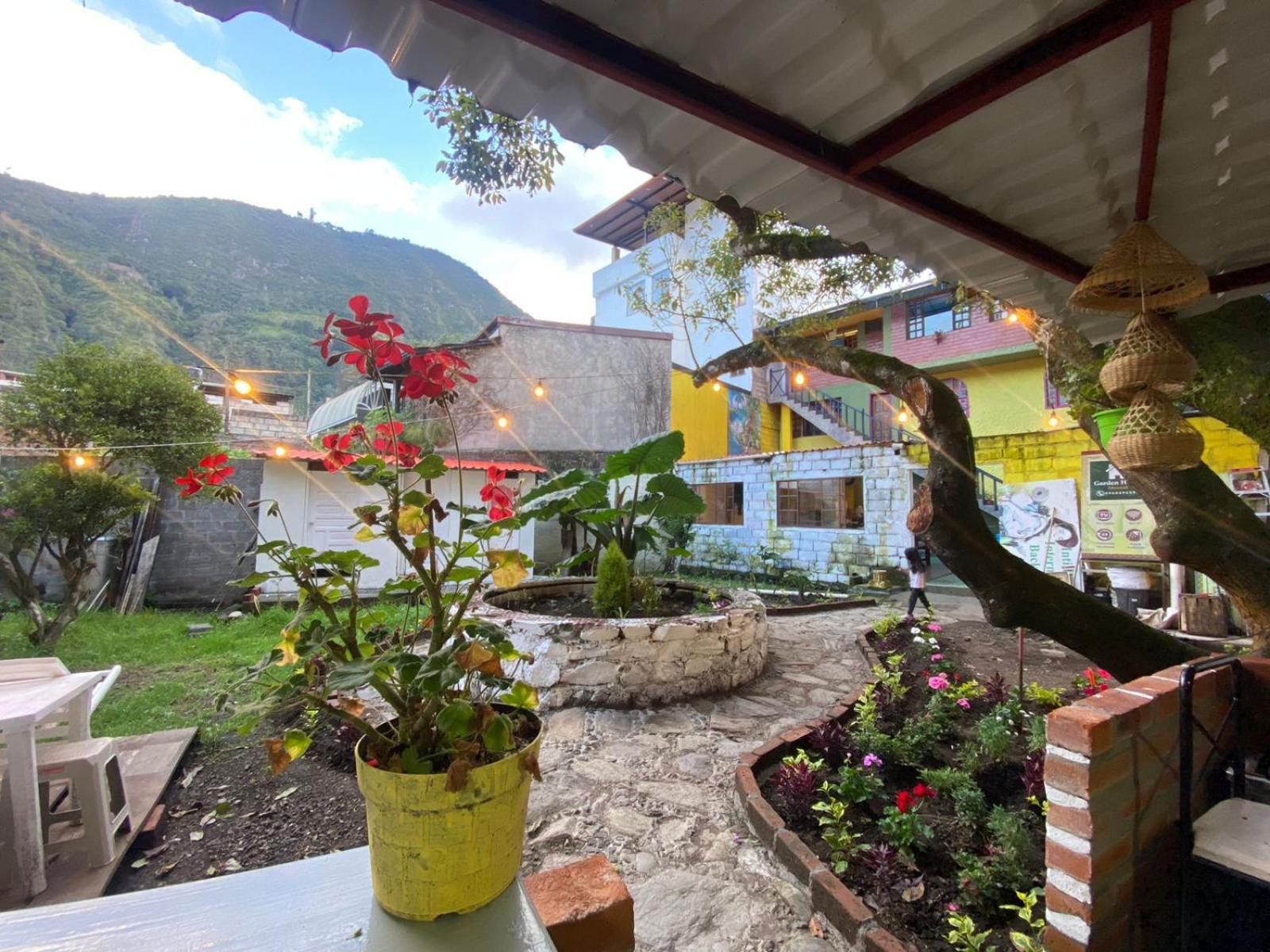 Garden House Hostal Баньйос Екстер'єр фото