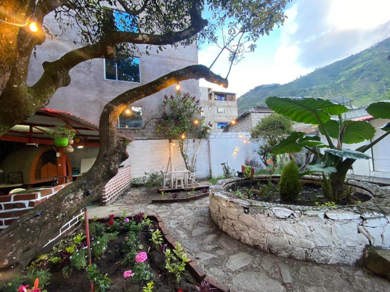 Garden House Hostal Баньйос Екстер'єр фото