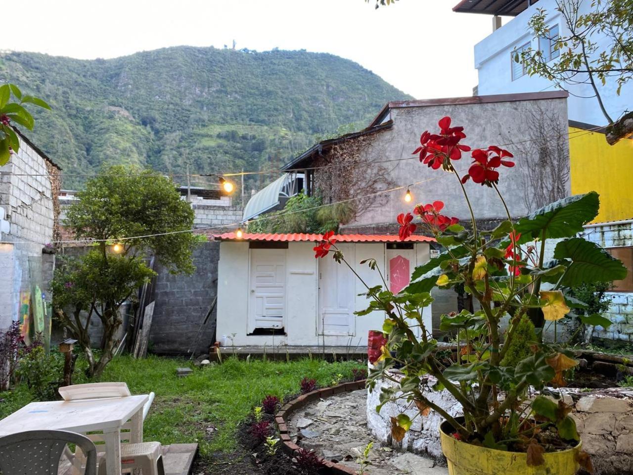 Garden House Hostal Баньйос Екстер'єр фото