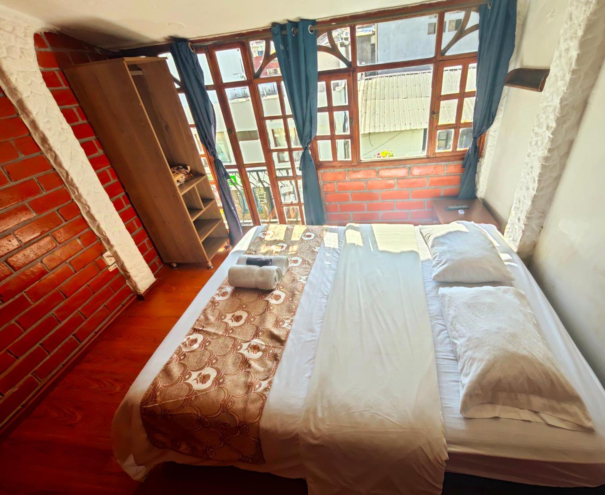 Garden House Hostal Баньйос Екстер'єр фото